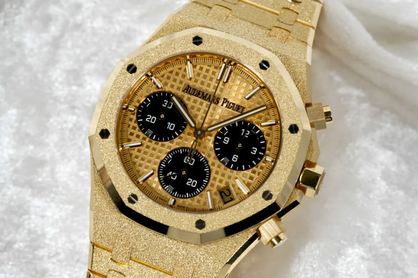 オーデマ・ピゲ AUDEMARS PIGUET ロイヤルオーク フロステッドゴールド クロノグラフ 26240BA.GG.1324BA.01