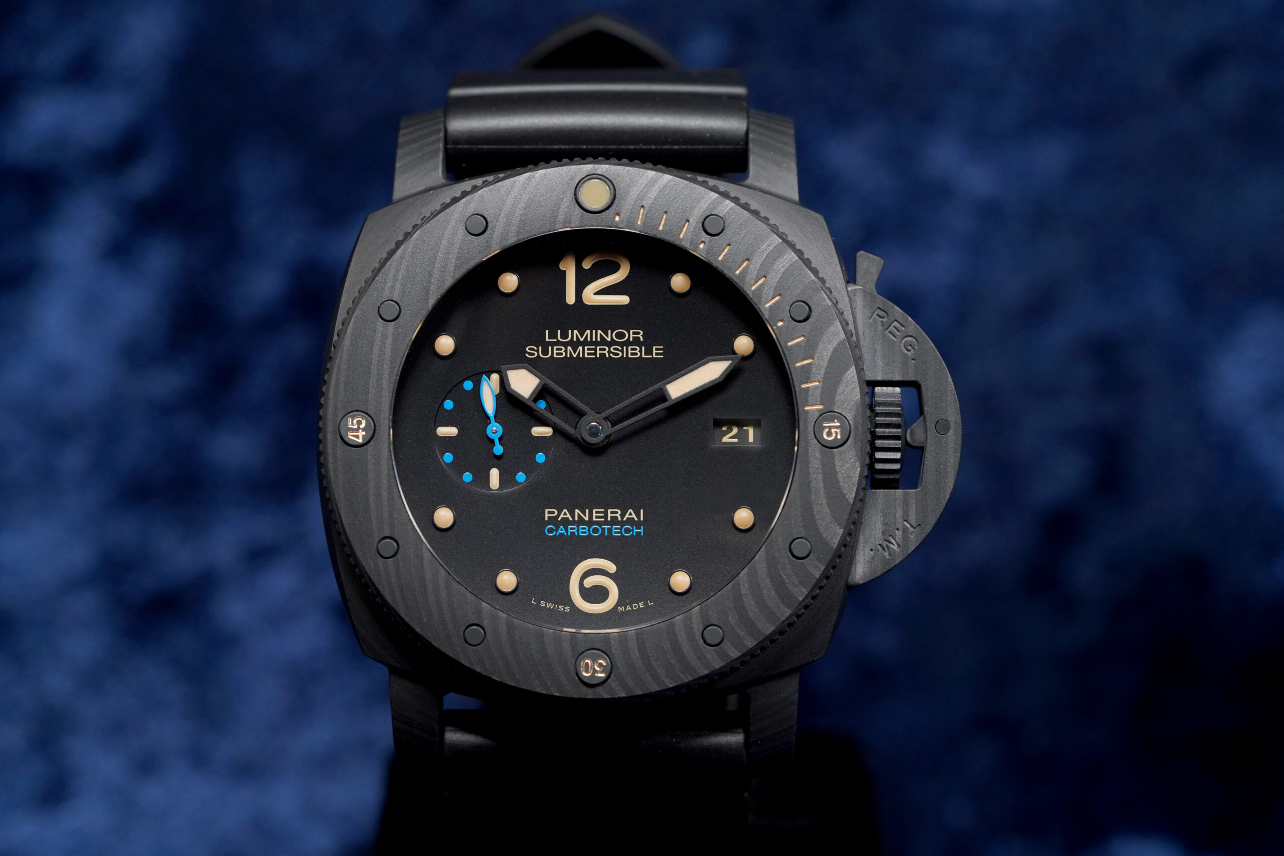 PANERAI パネライ ルミノール サブマーシブル 1950 カーボテック 3